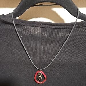 Elegant Red and Gold Pendant Necklace